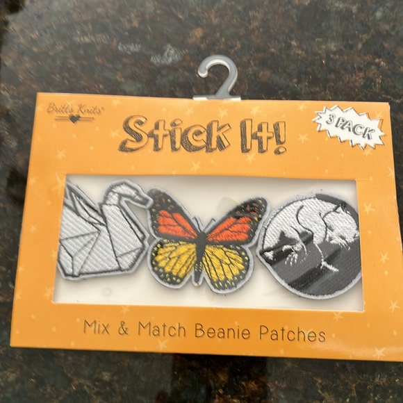 New… Hat set - Picture 2 of 3